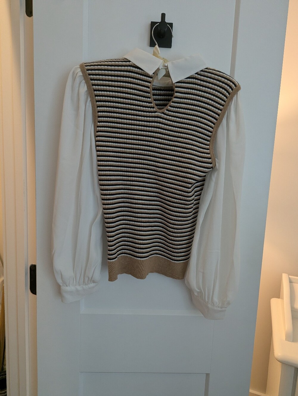 Cece Blouse NWOT - Picture 6 of 6